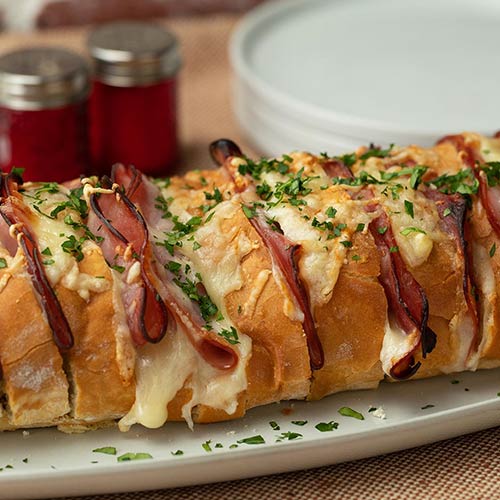 Garlic Bread with Cheese with Ham