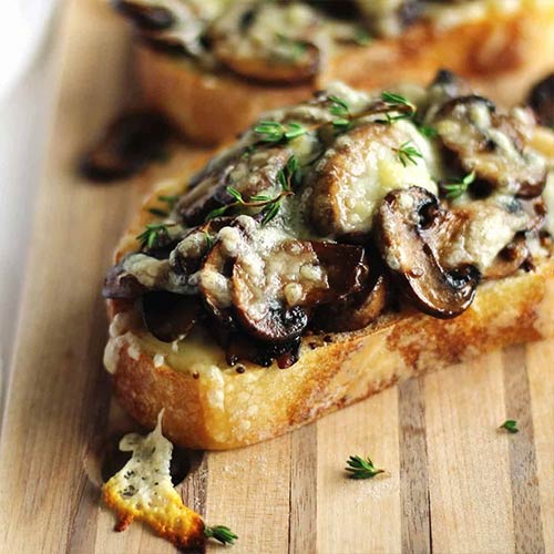 Garlic Bread with Cheese with Mushrooms